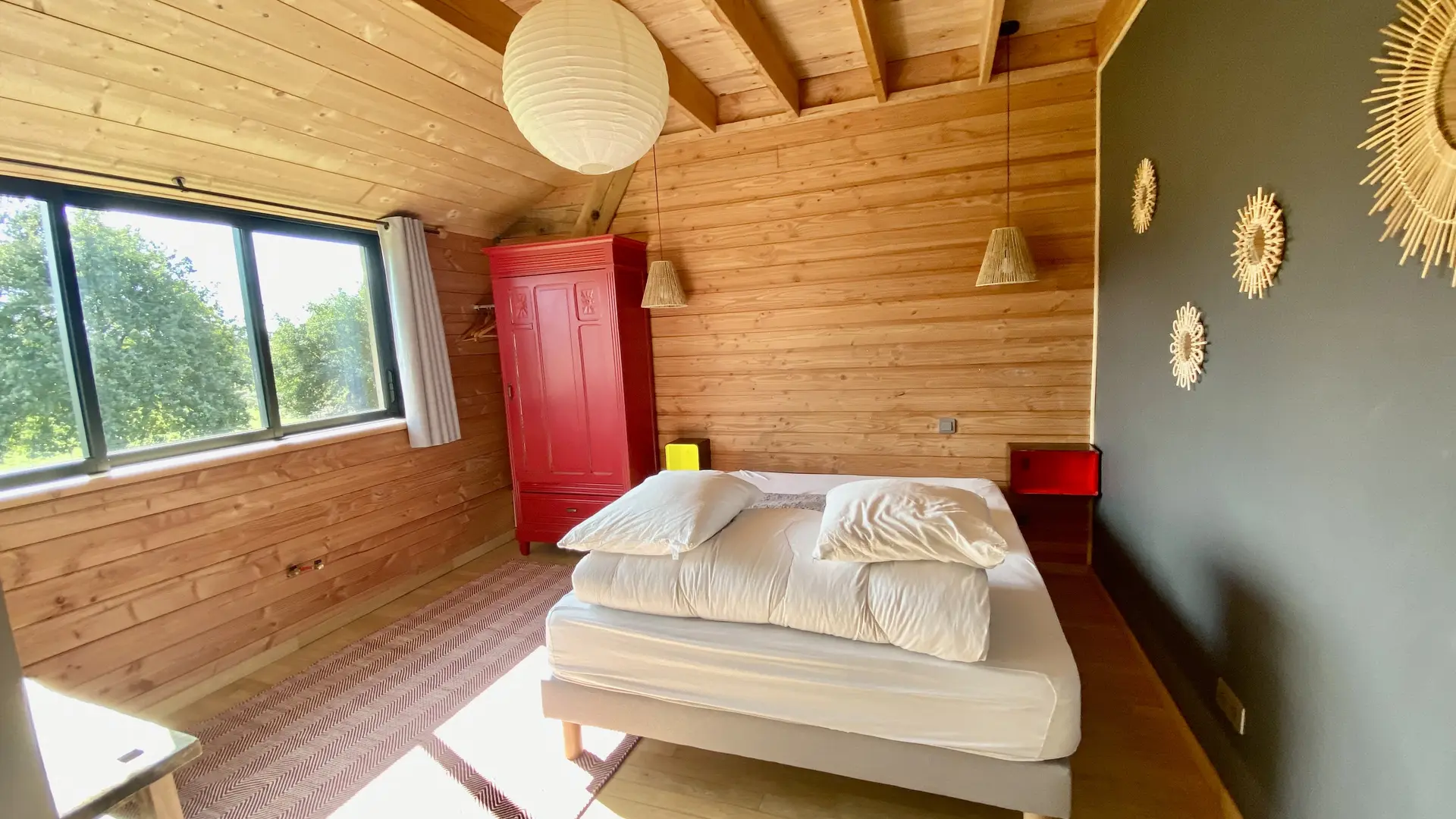 Chambre double 2 - douche et lavabo