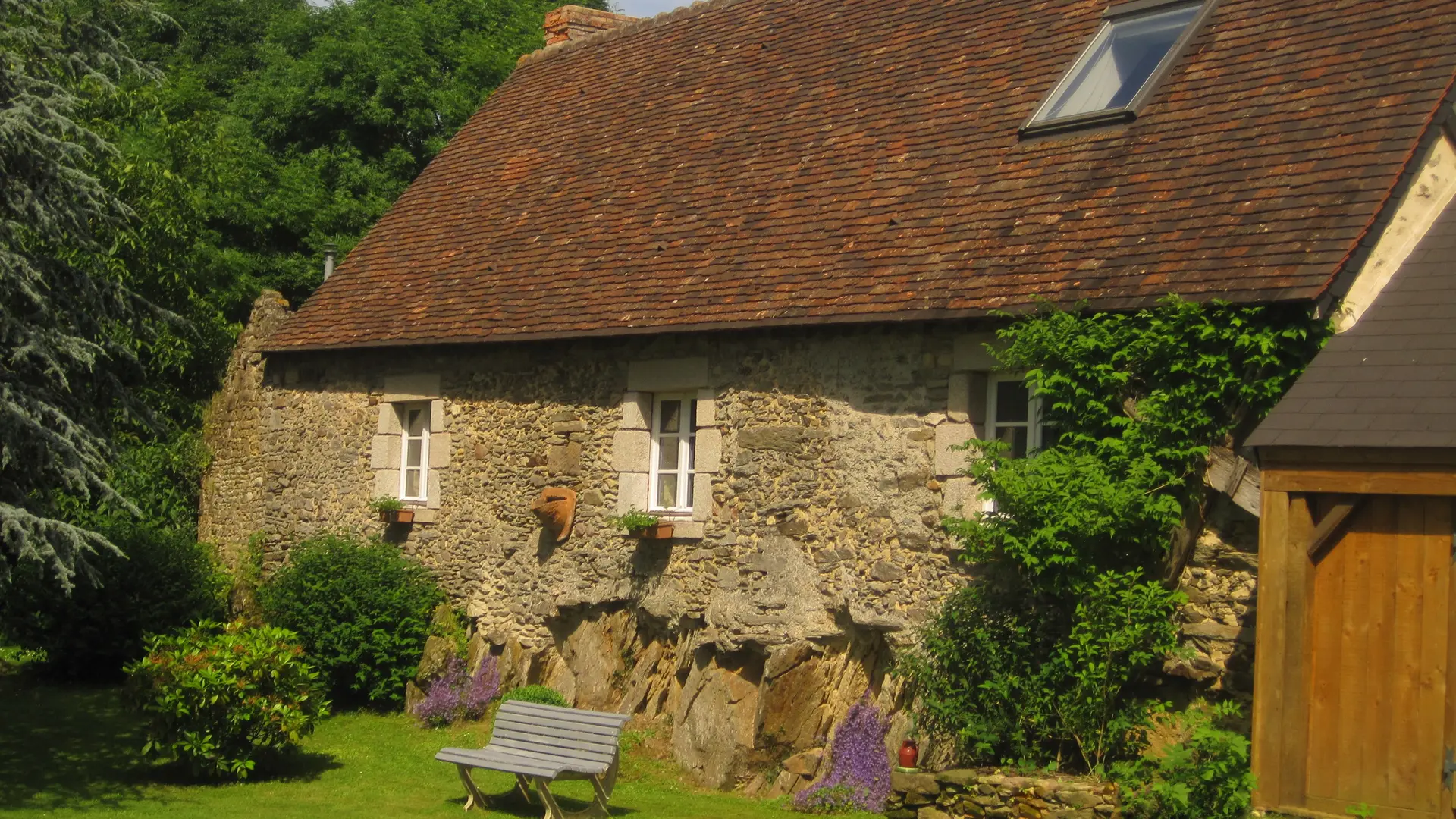 Gîte La Michardière - Moulins-le-Carbonnel - extérieur