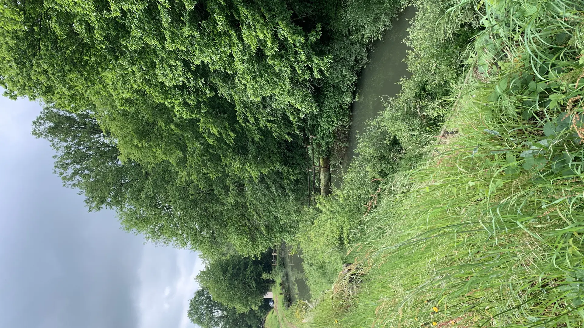 GITE INSOLITE TROGLOGITE L'ETANG D'EOLE