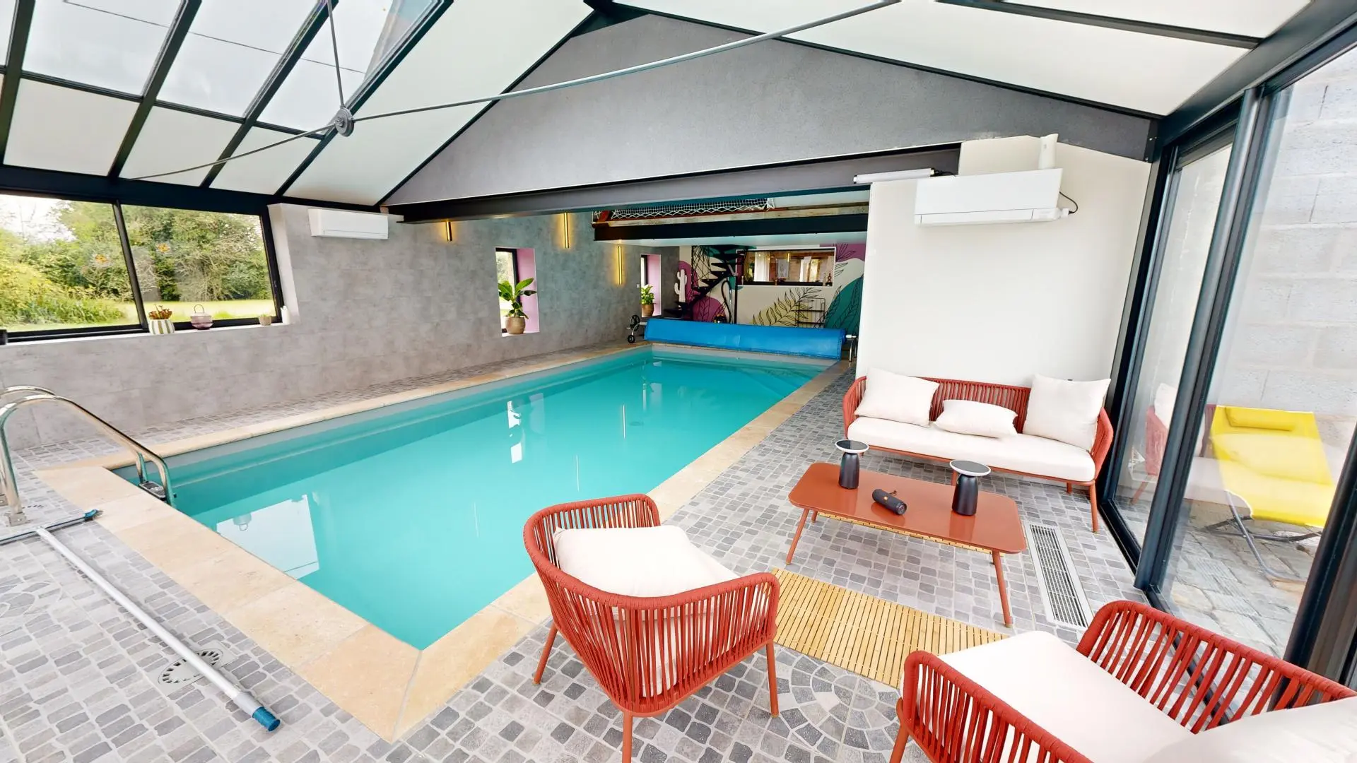 Piscine couverte