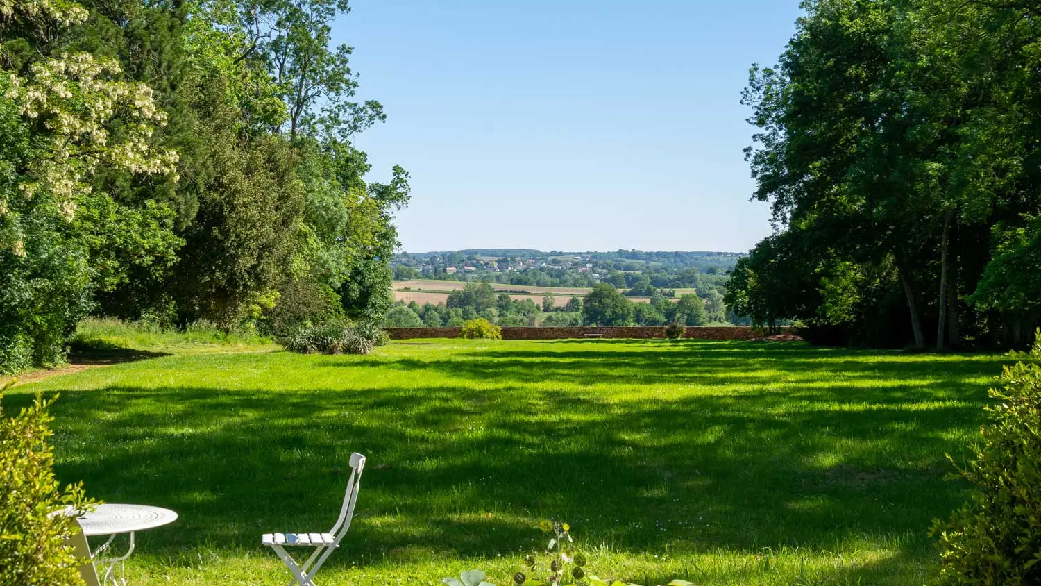 Logis-de-Martigné-Château vue sur le parc