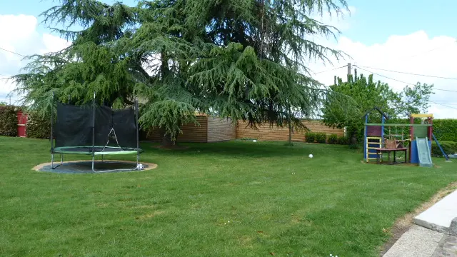 Parc avec jeux