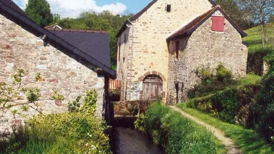 PCU53- Hameau de la rivière