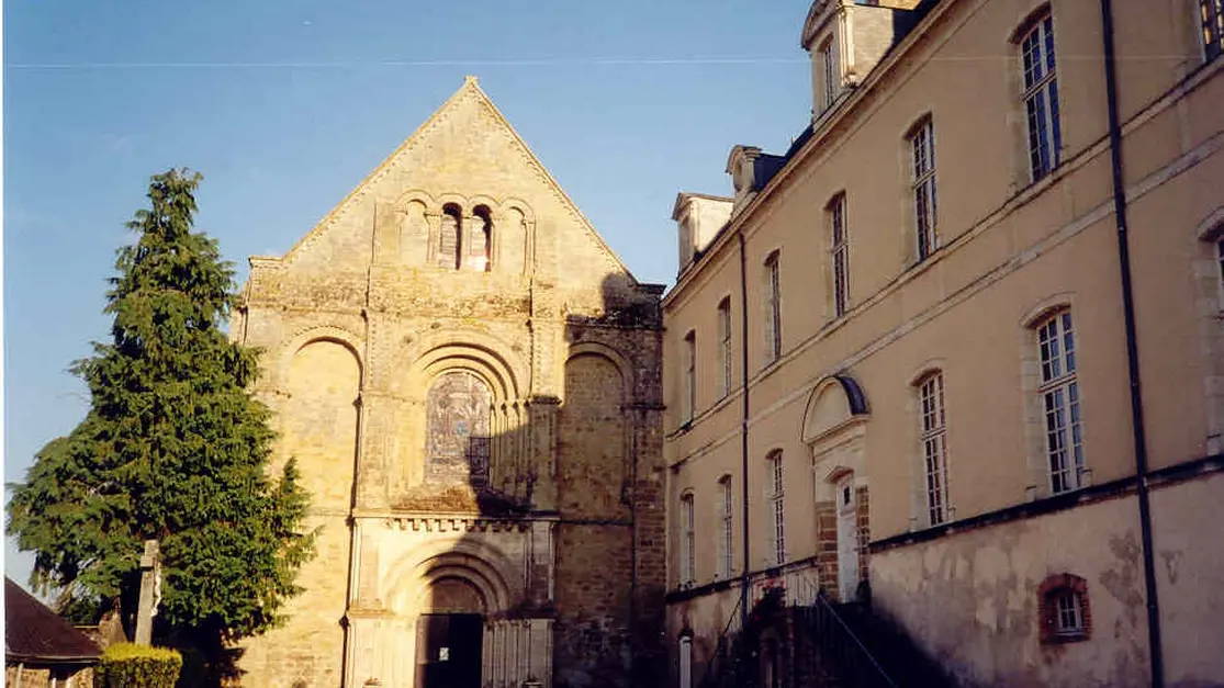 PCU-abbaye-de-la-roe (2)