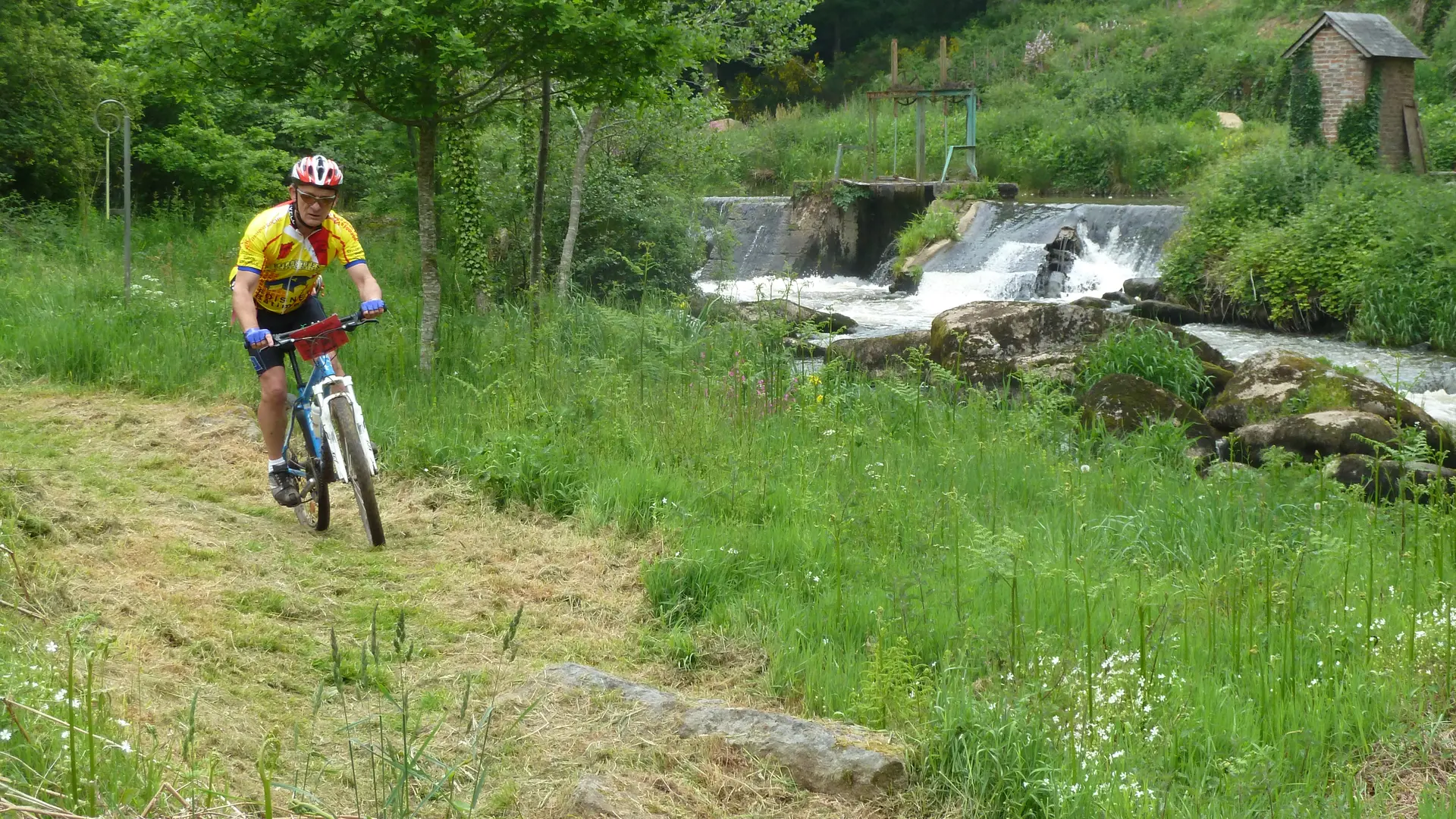 Location VTT Parc de loisirs de la Colmont Gorron - Parcours à Brecé