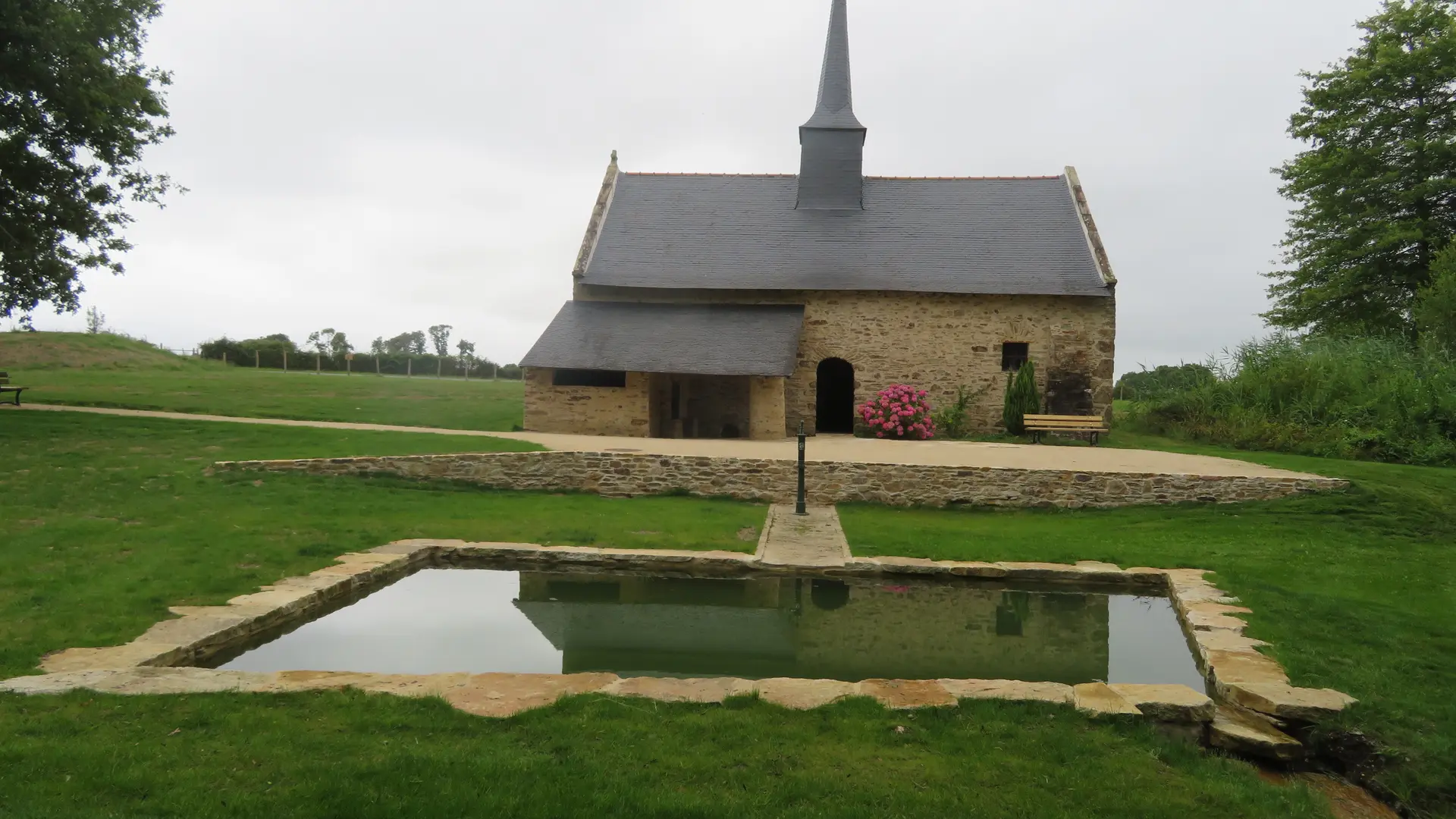 Planté 2020 La chapelle et le lavoir