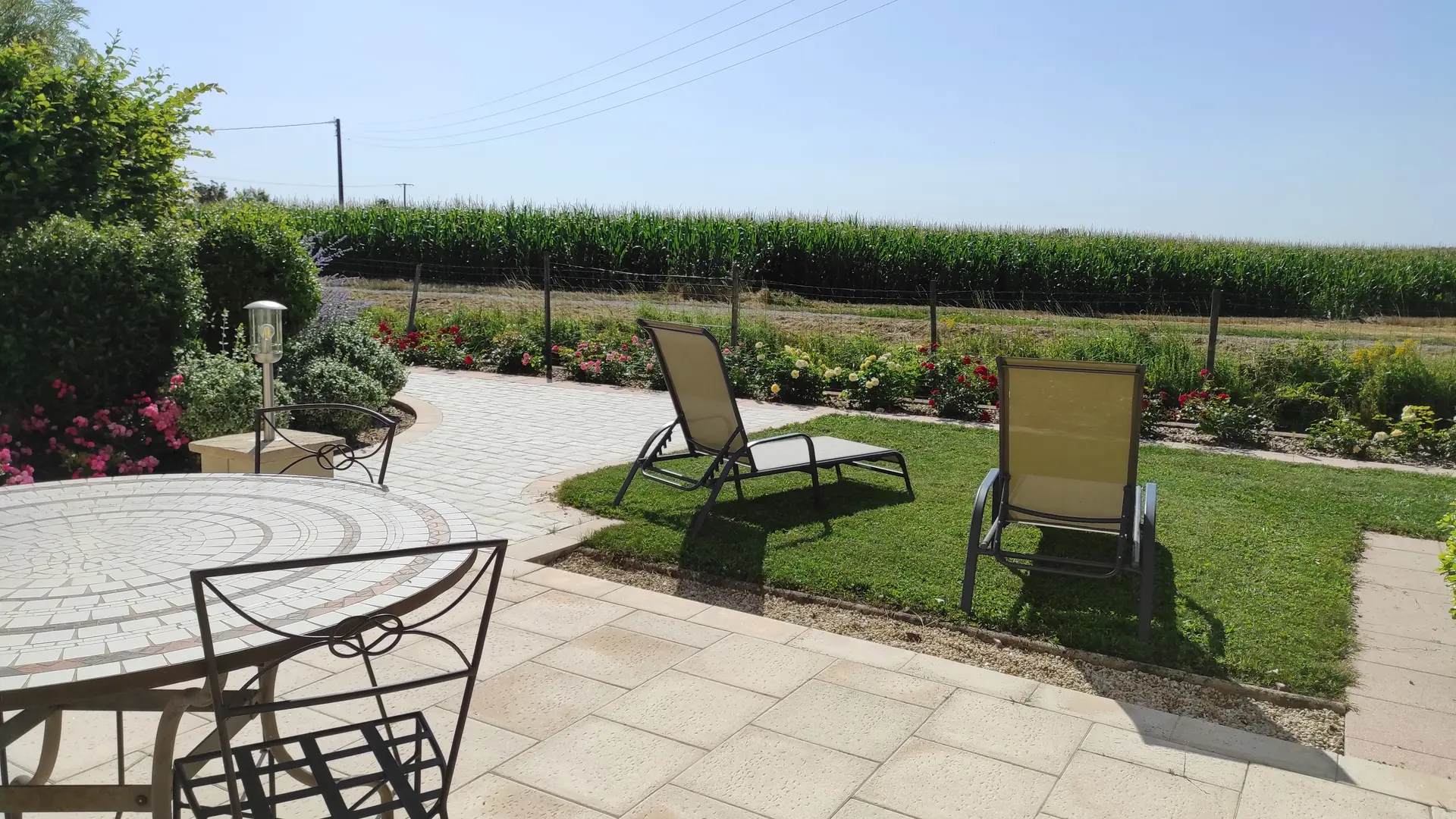 JARDIN VUE SUR CAMPAGNE