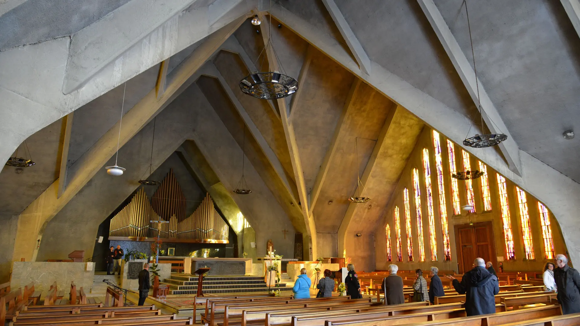 Intérieur de l'église Saint-Gohard à Saint-Nazaire