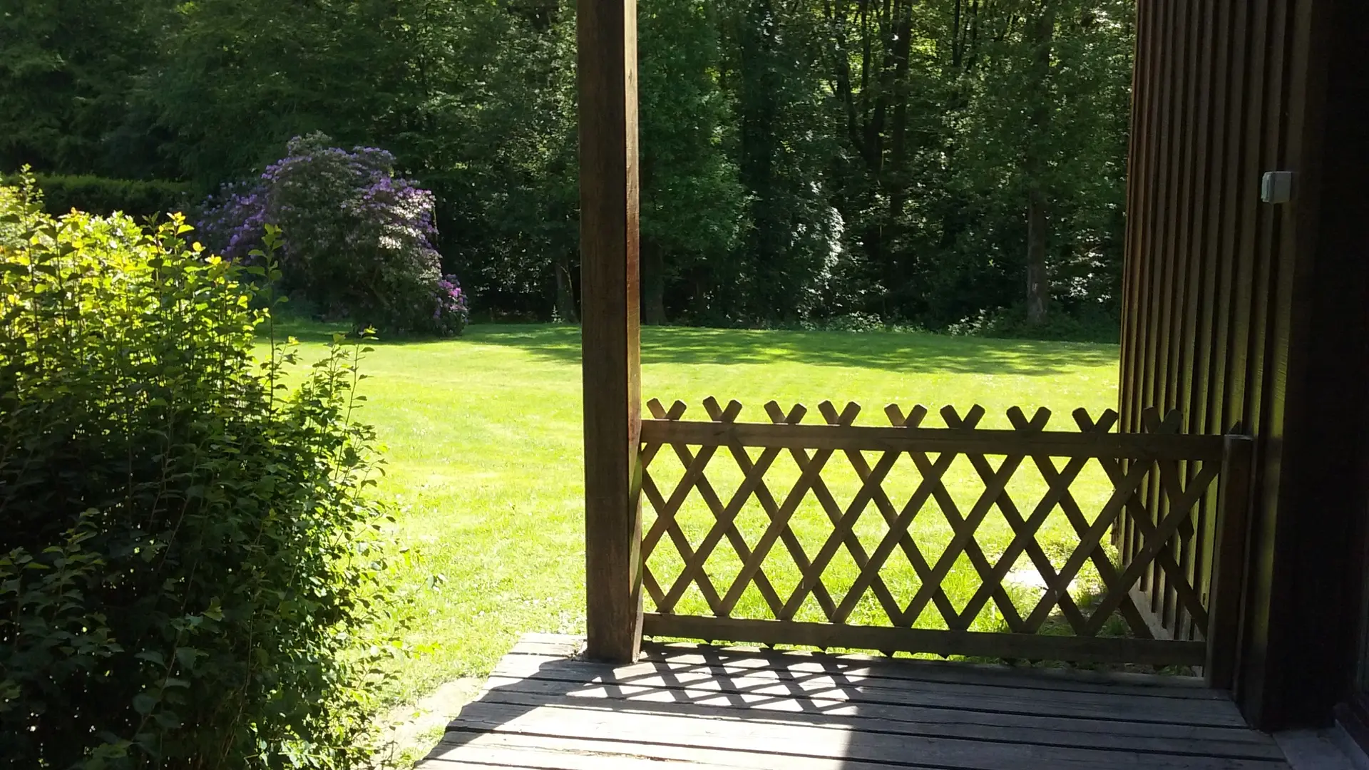 Terrasse d'un grand chalet