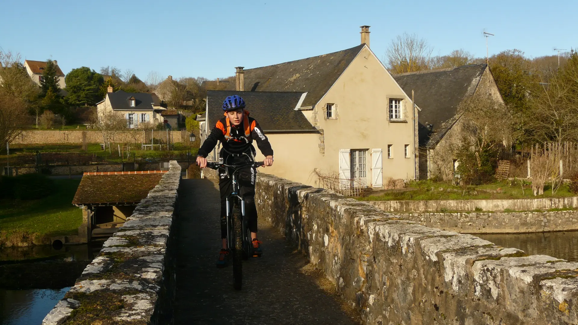 ITI53 - pont St Pierre - VTT