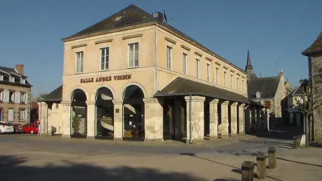 Gîte du Petit Crochet - Fresnay-sur-Sarthe - environnement immédiat