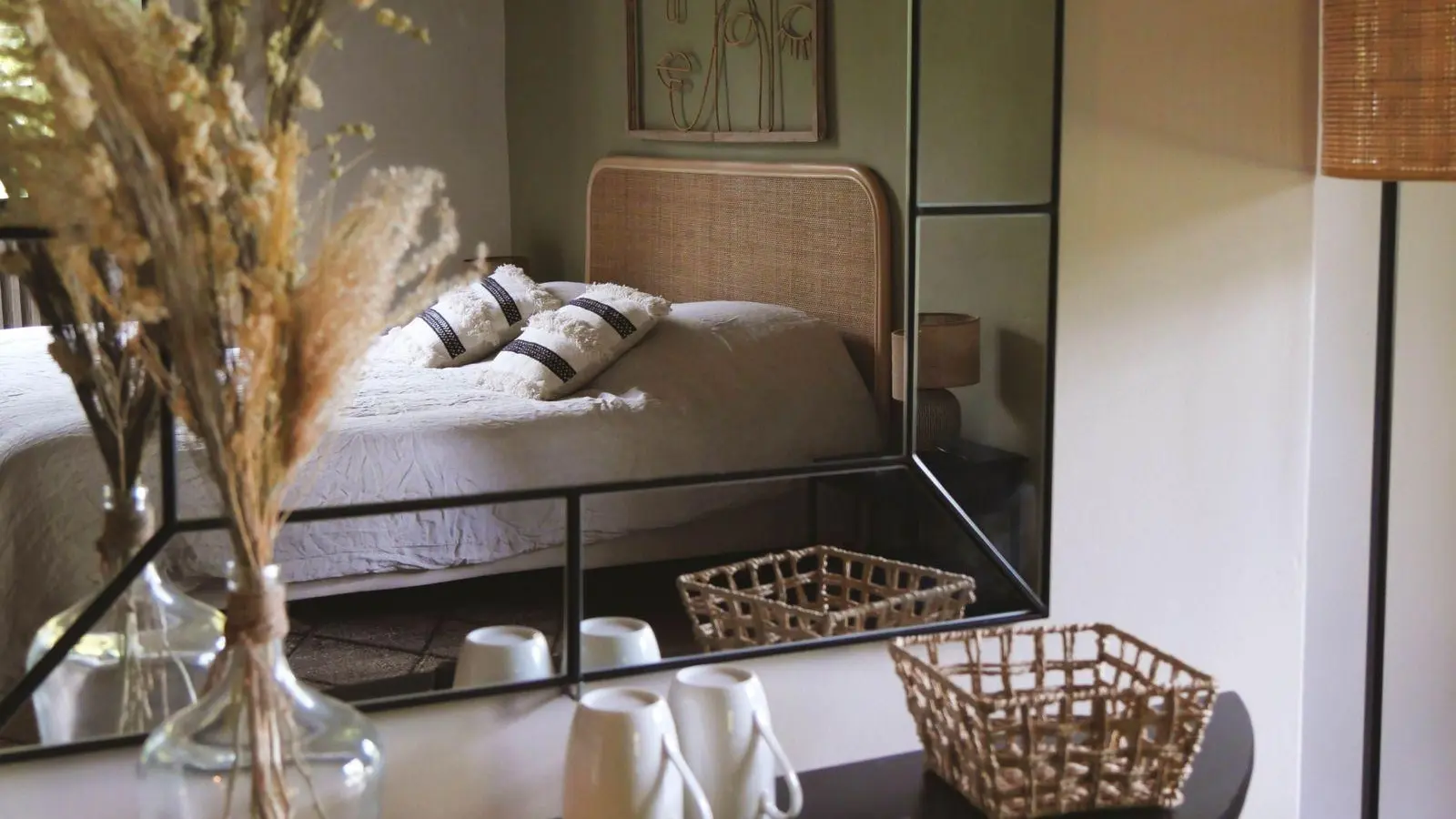 b9232a6e-0bb6-486b-ab50-75d15fb78ac0