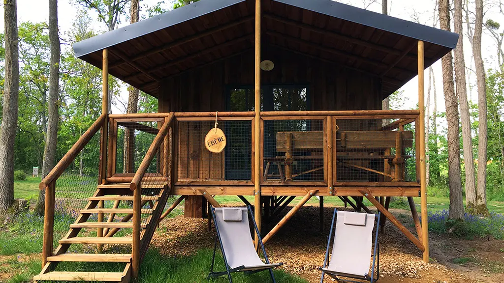 Cabanes dans les bois