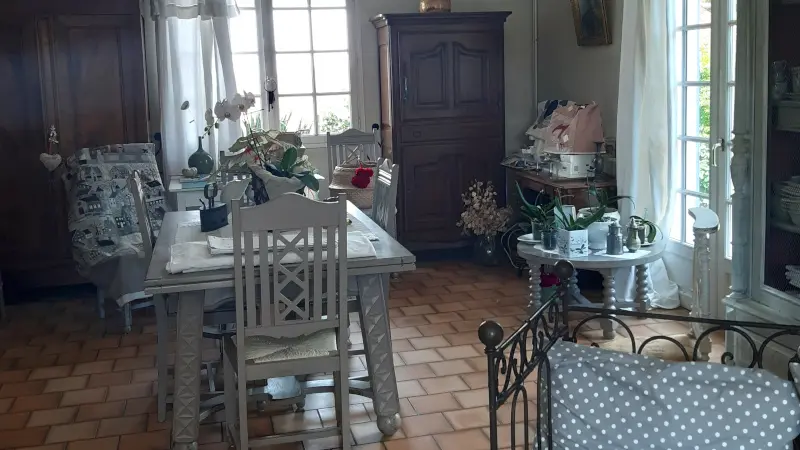 chambre-d-hotes-le-lavoir-charrier-85200-doix-les-fontaines-fontaines- (6)