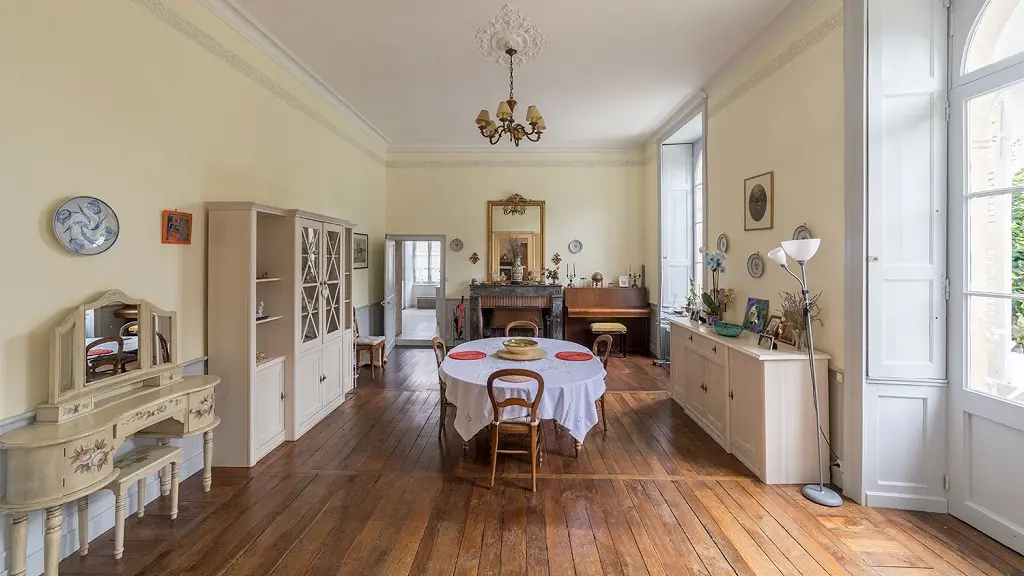 chambre-d-hotes-maison-de-maitre-de-perier-fontenay-le-comte-9