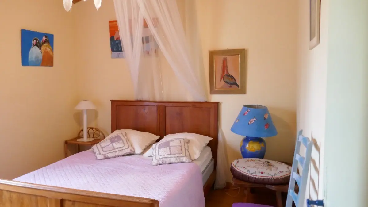 53845 - Chambre 3 à l'étage