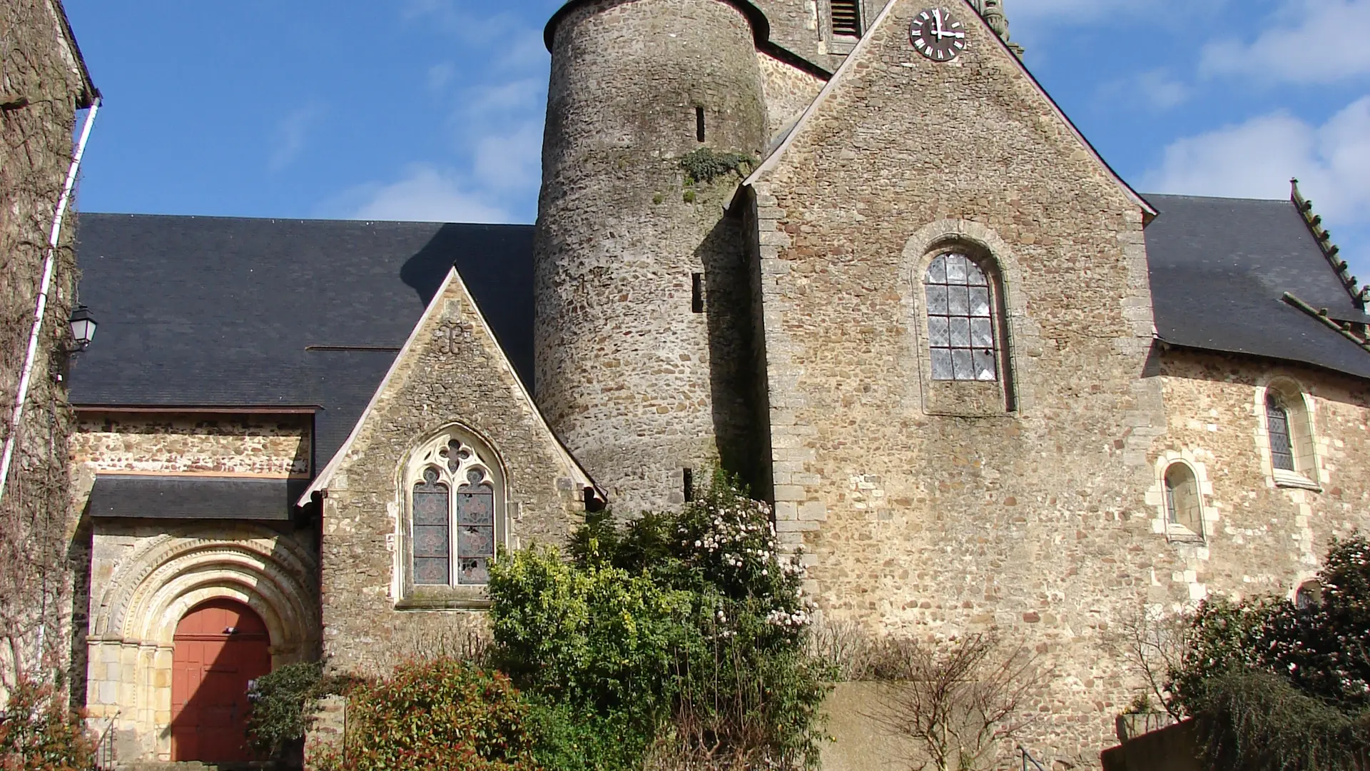 EGLISE DE ST DENIS D'ANJOU