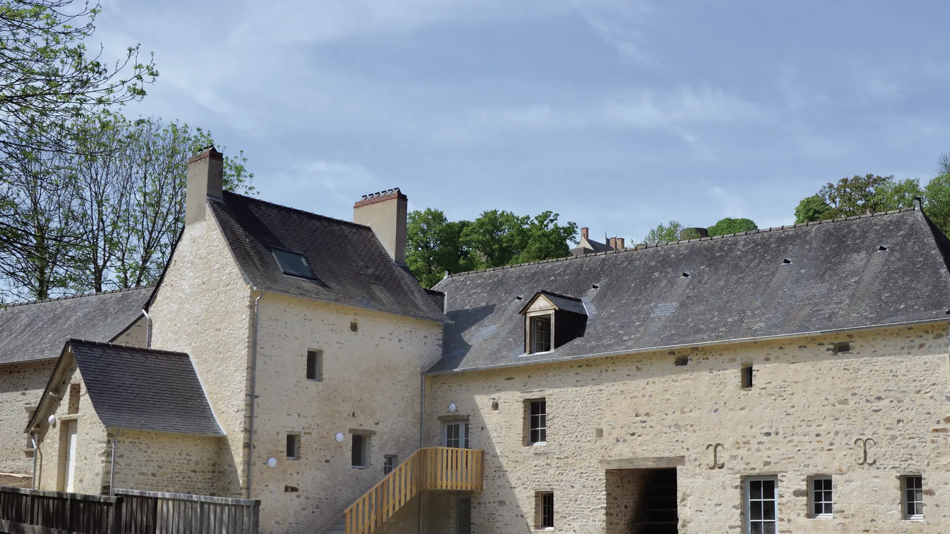 PCU53-exterieur-grand-moulin