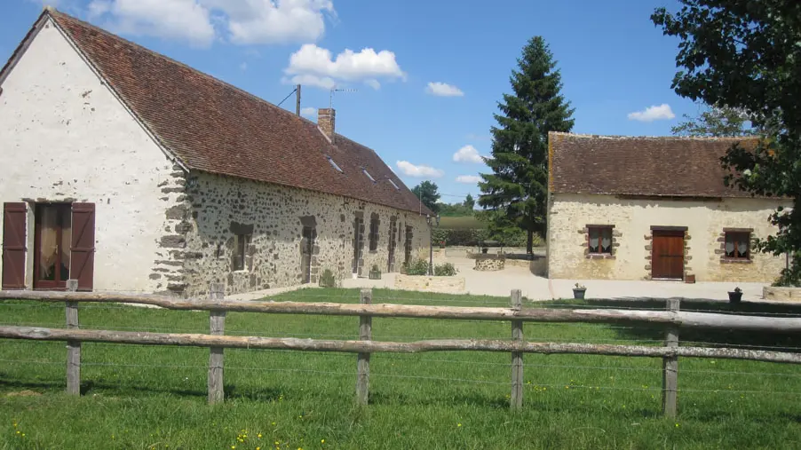 Gîte de groupe Les Gerbaudières - Saint-Christophe-du-Jambet - extérieur