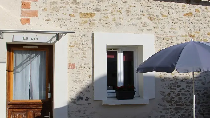 gite_rural_la_fleche_terrasse_hameau_des_deux_ailes