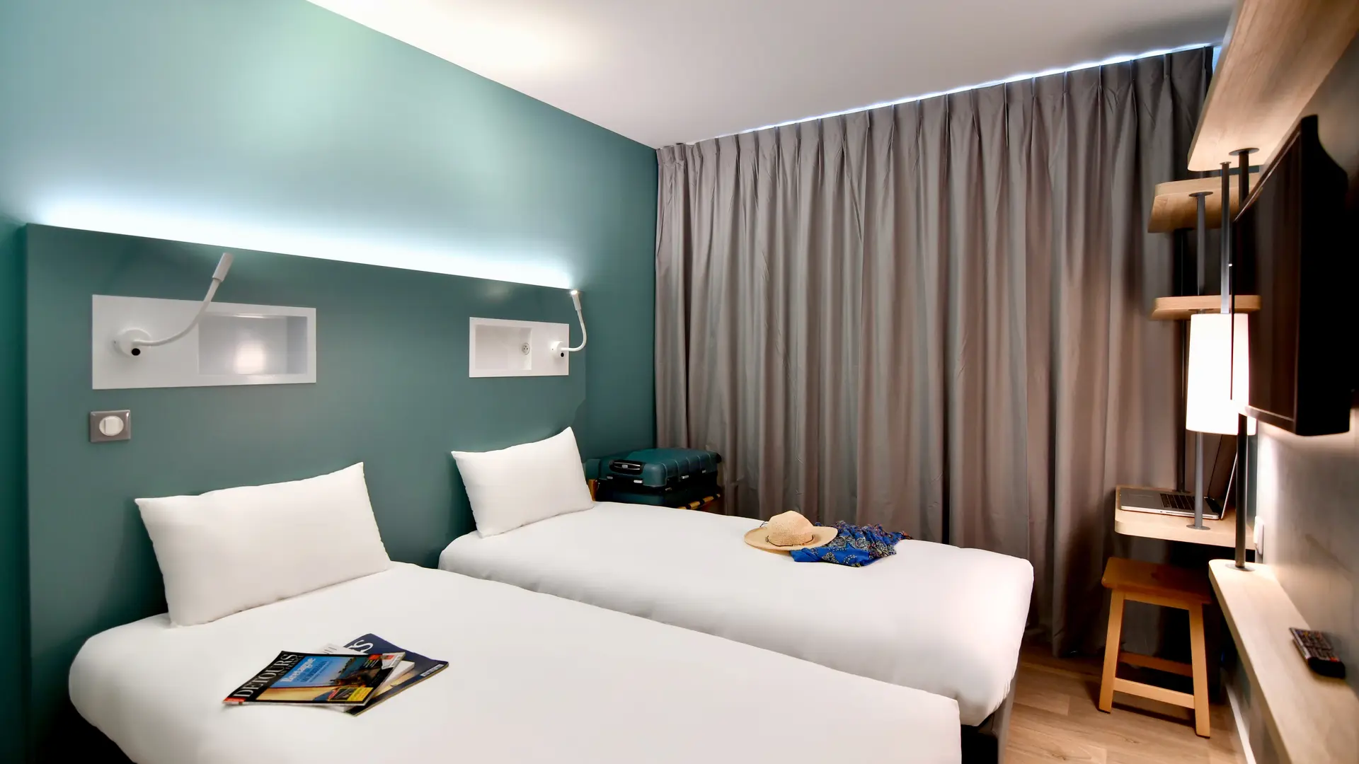 hotel-ibis-budget-styles-saint-nazaire-centre-gare-restaurant-dusk-chambre-twin (1)