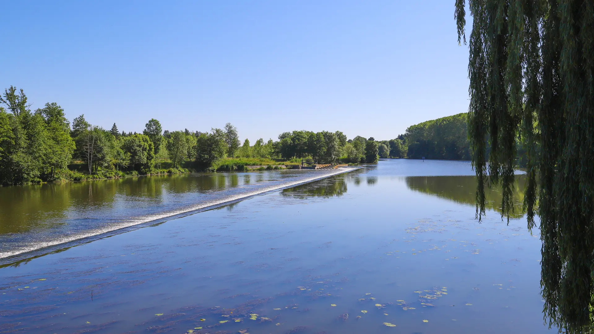 le barrage sur la Sarthe