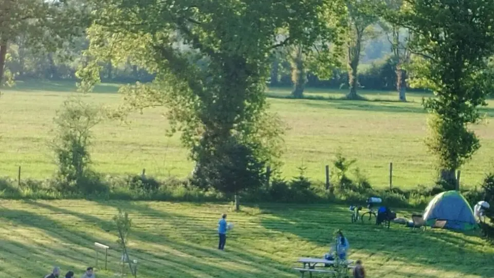 Aire naturelle de Camping du Joli Pré