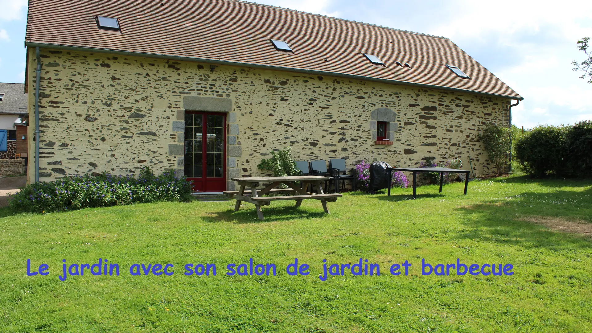 Gîte La Souvelle - Saint-Georges-le-Gaultier - jardin