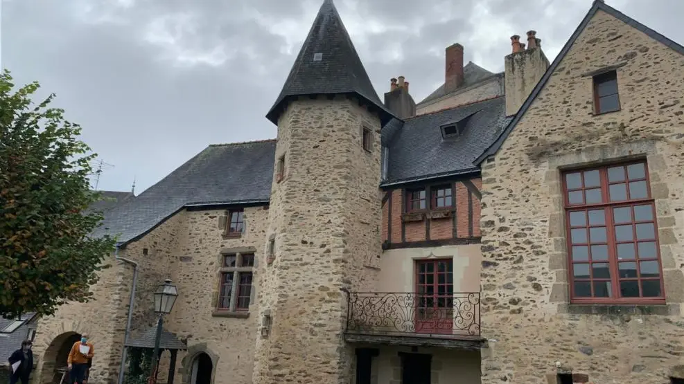 Chambre d'hôte à Laval - Le Logis du Vassal