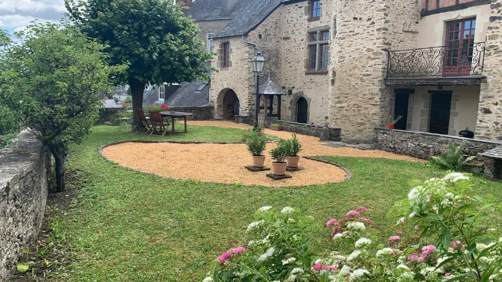 Chambre d'hôte à Laval - Le Logis du Vassal