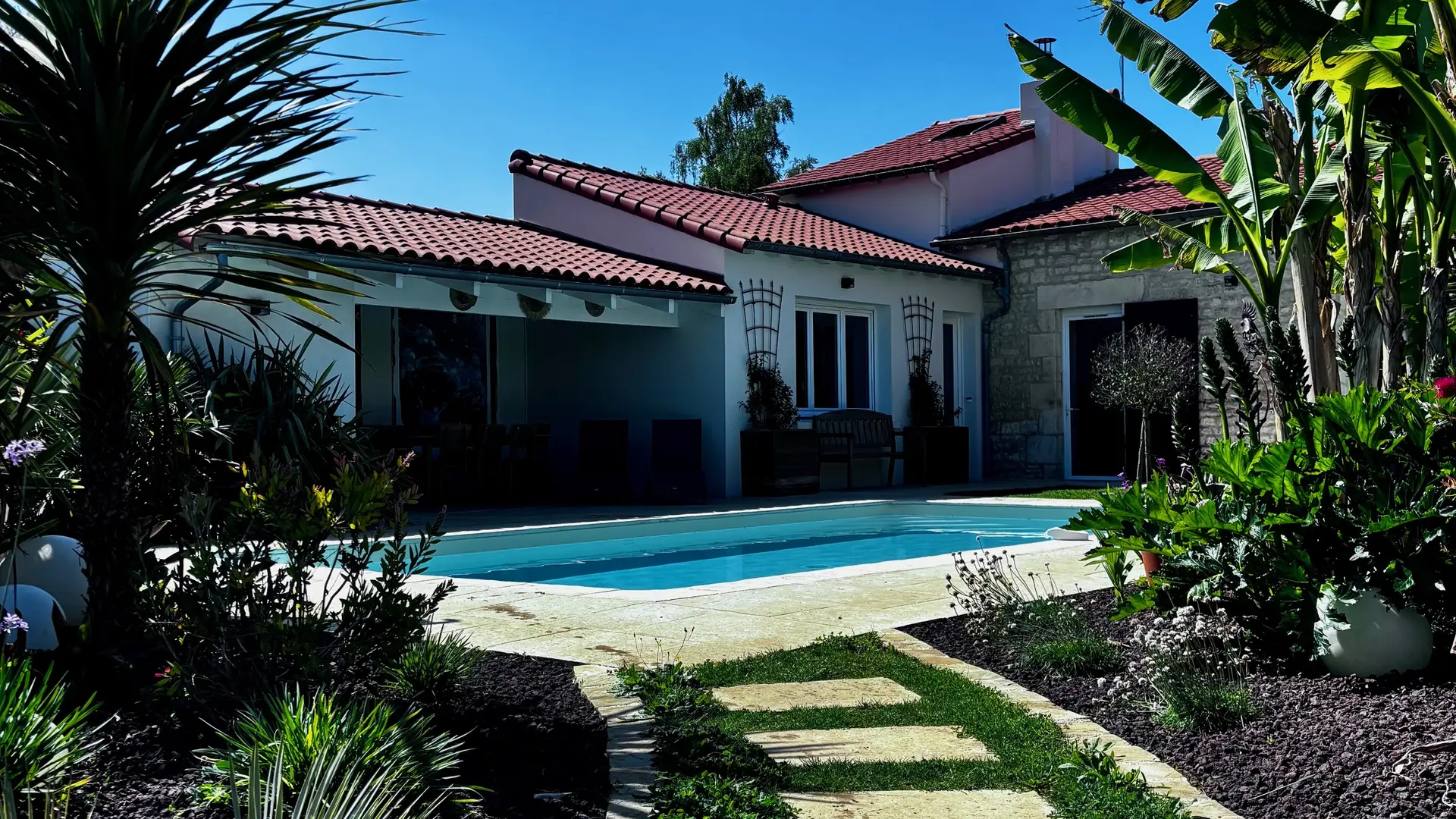 meublé-chez-axel-fontenay-le-comte-vendee-85-1