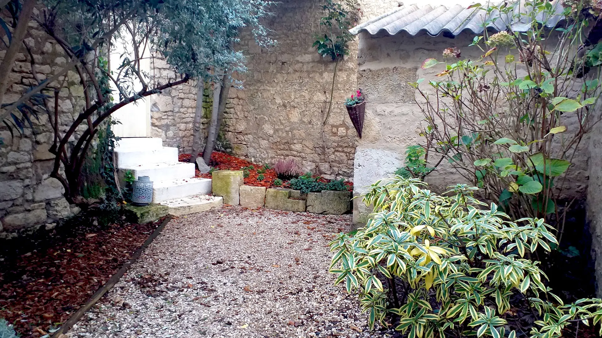 meublé-home-nicolas-fontenay-le-comte-vendee-85200- (7)