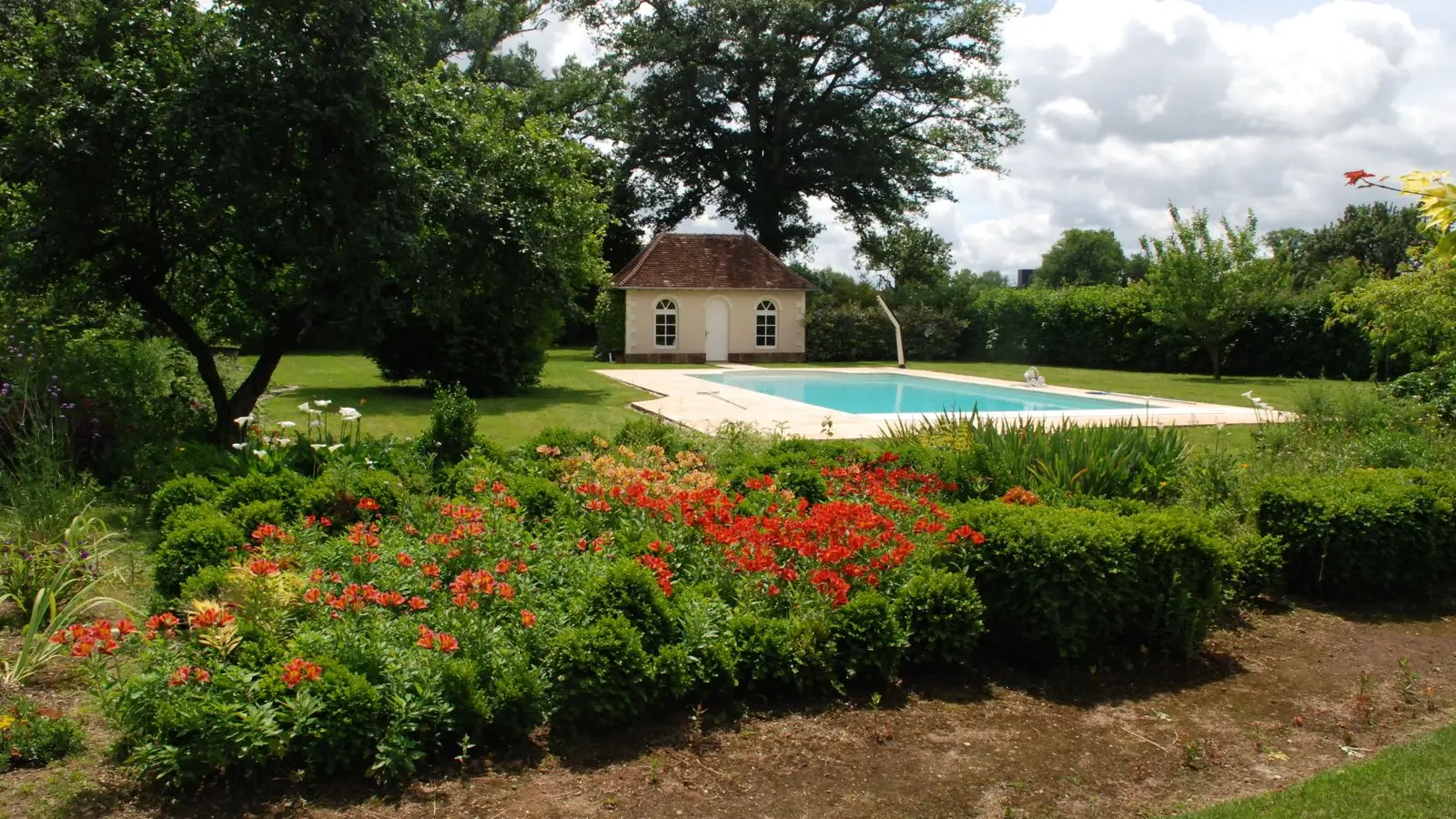 La Longère - Maresché - piscine