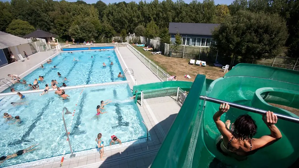 Piscine d'Ambrières-les-vallées