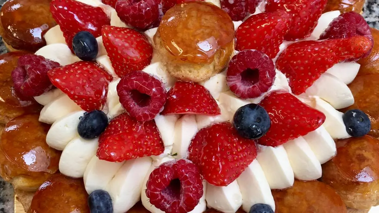 saint honoré fruits rouges