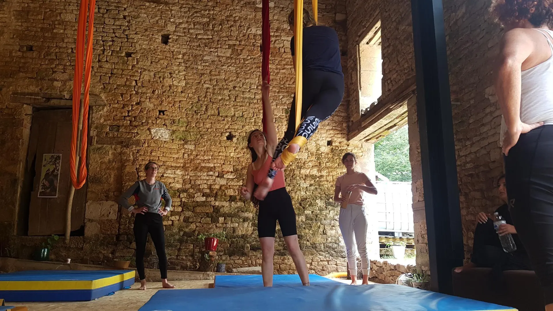 stage cirque aérien