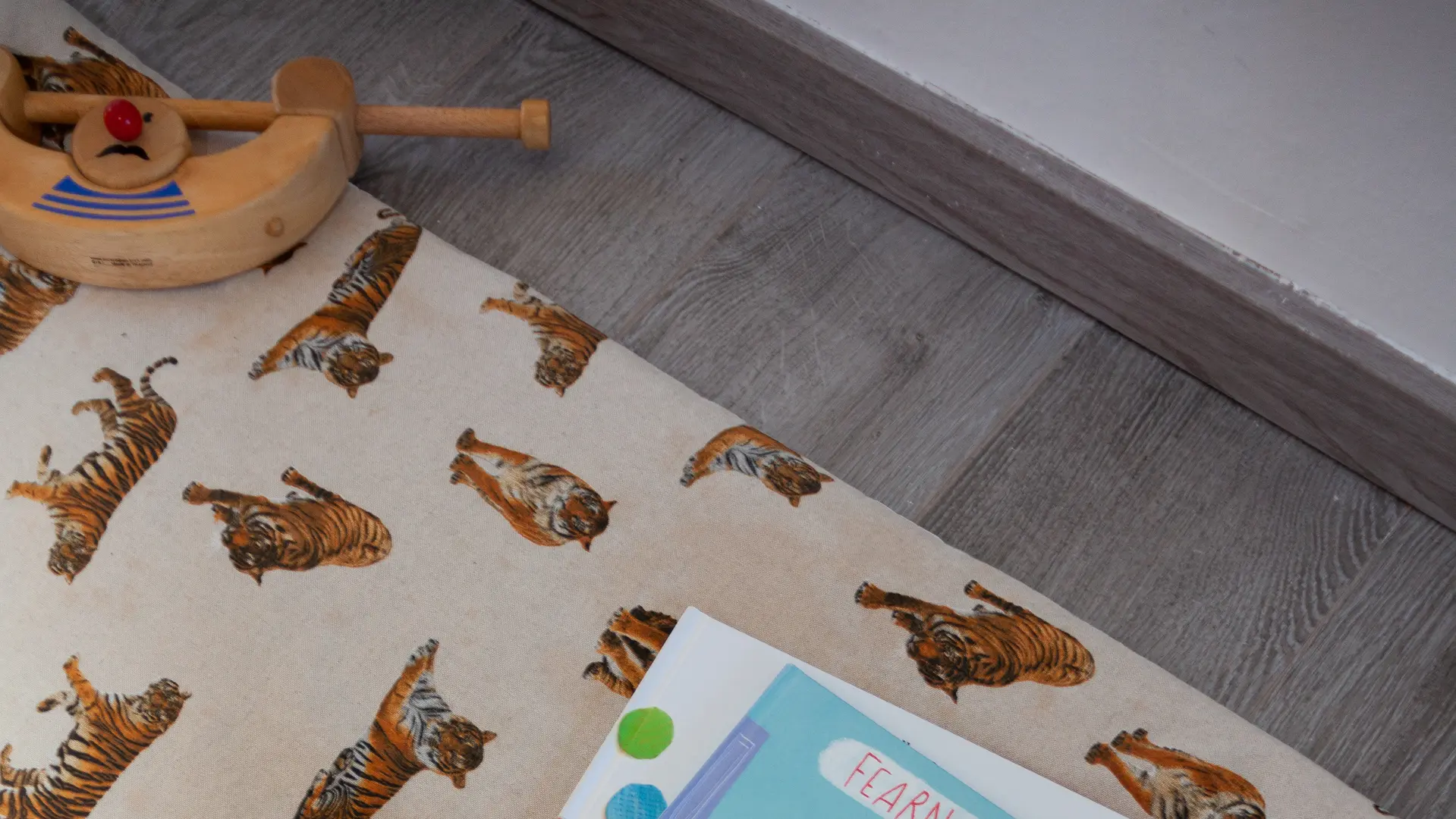 Tapis, jeux et livres enfants