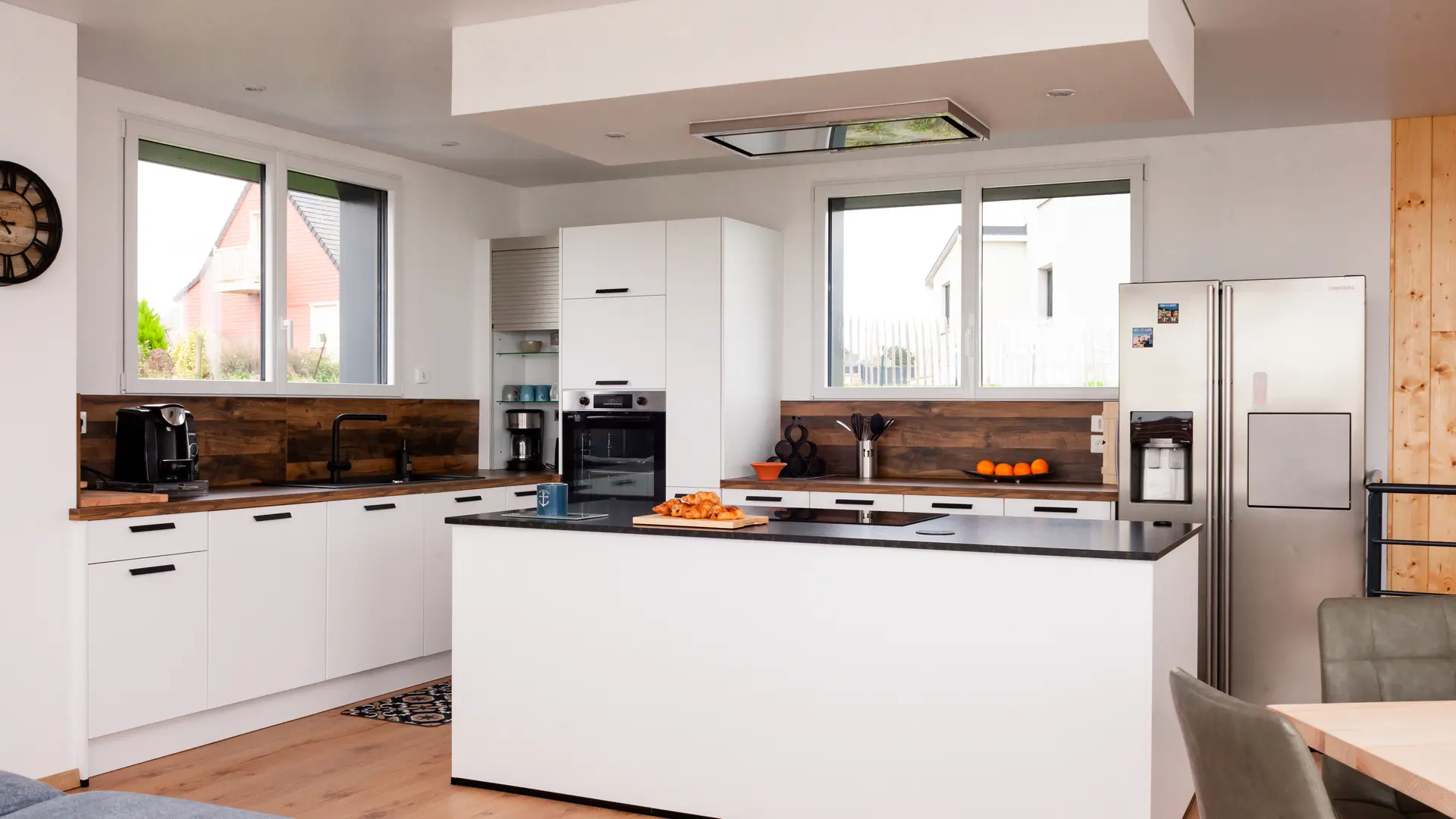 Pièce de vie : salon/ salle à manger/ cuisine