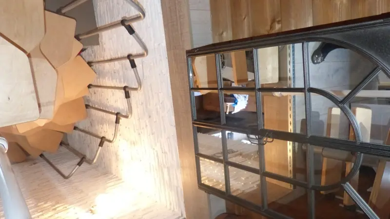 ©Mme CHICOT - ESCALIER