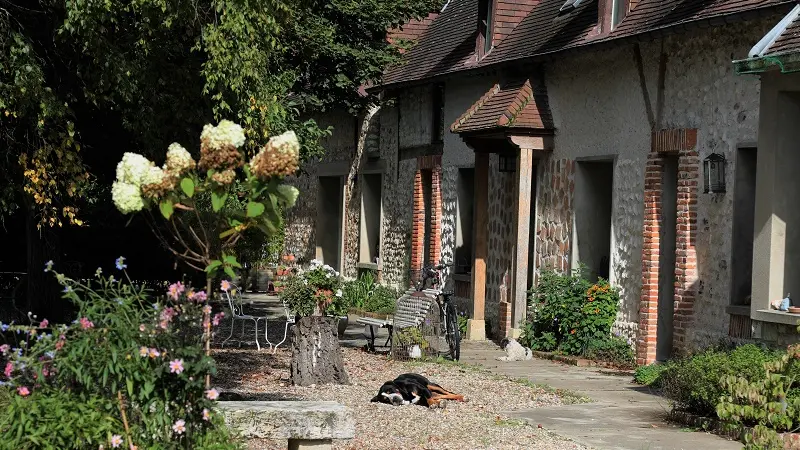 La ferme des isles_AUTHEUIL-AUTHOUILLET_exterieur