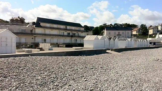 La résidence depuis les galets