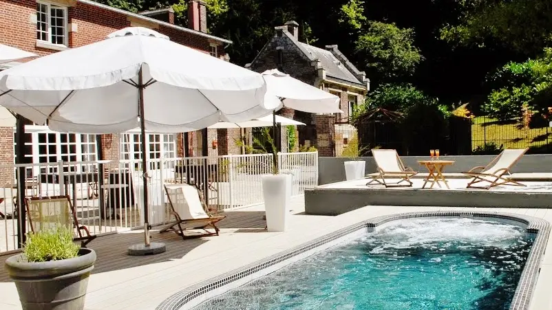 Spa de nage exterieur