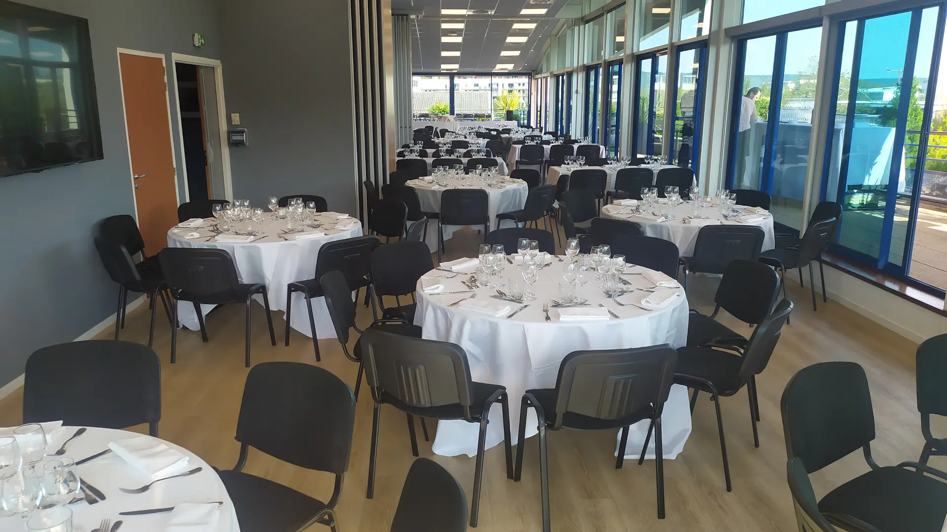 Salles panoramiques - 146 m² - 3ème étage