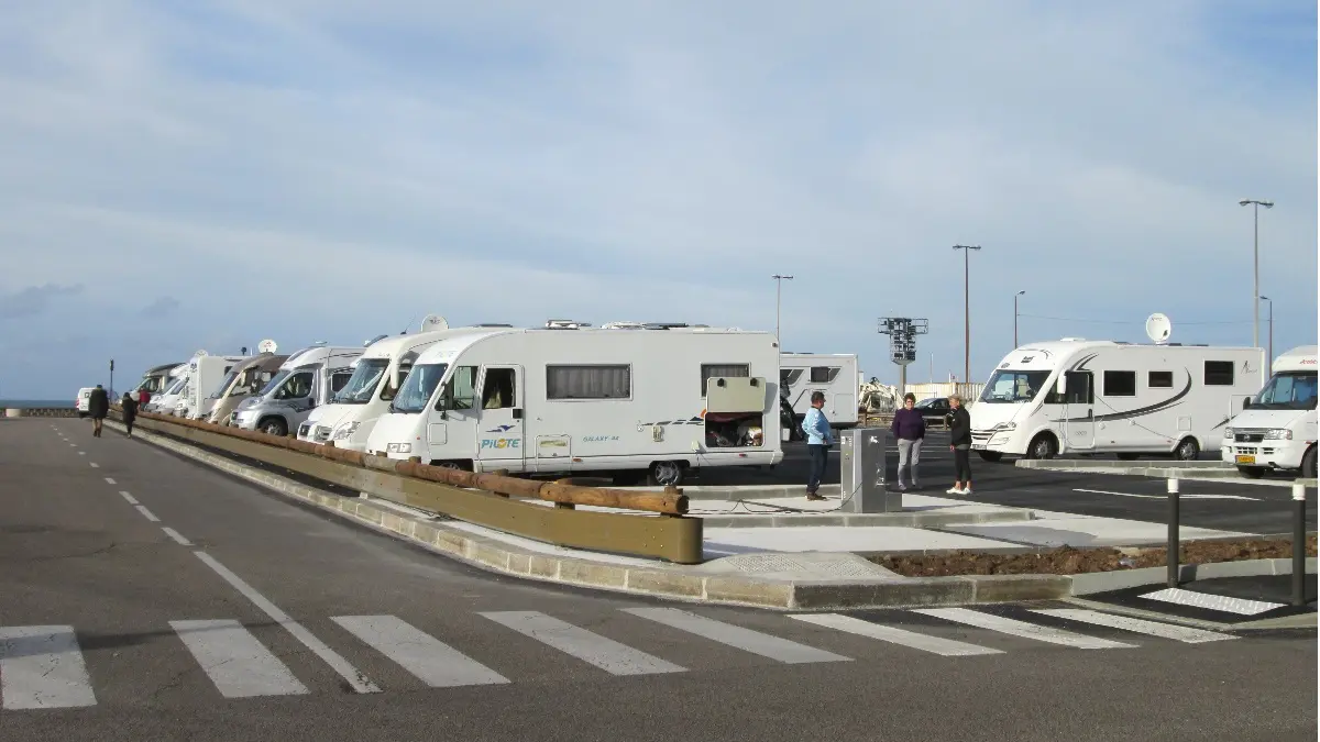 Aire de stationnement et de service de la plage de Dieppe