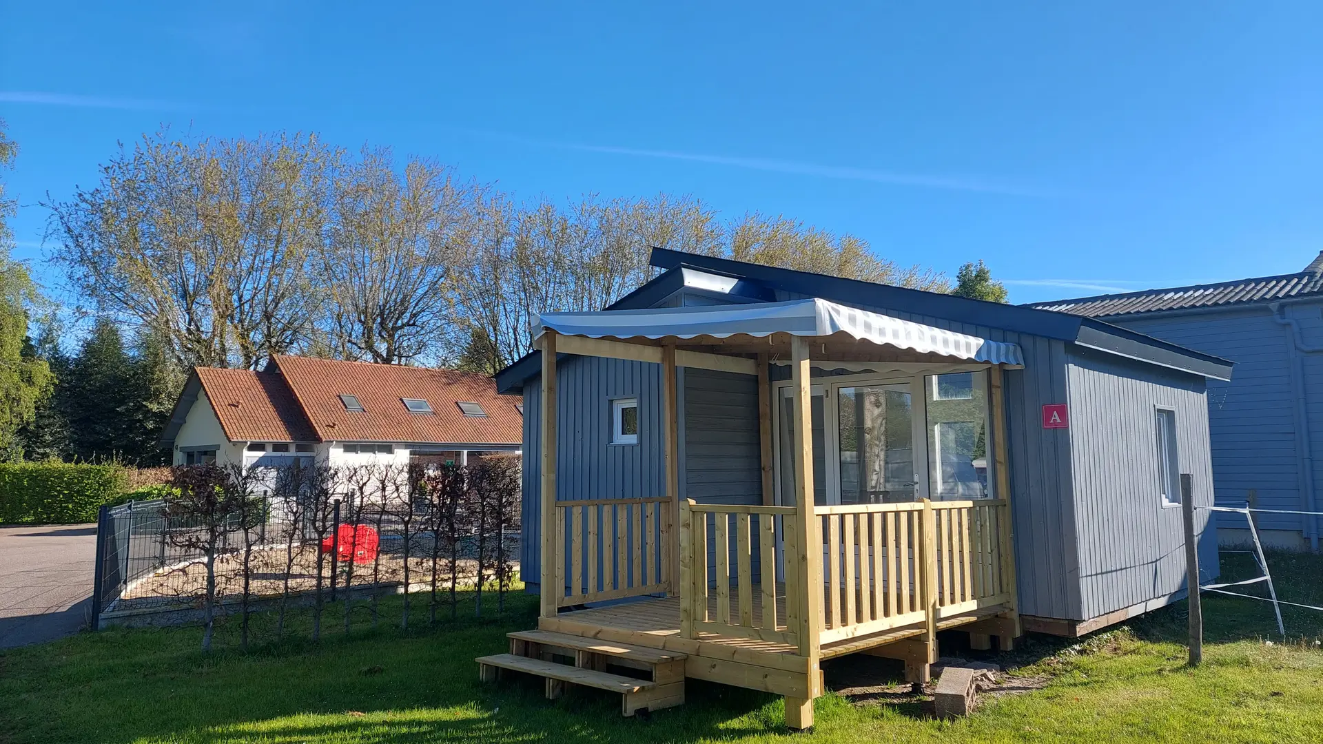 Camping du Colombier - Bungalow 1 chambre