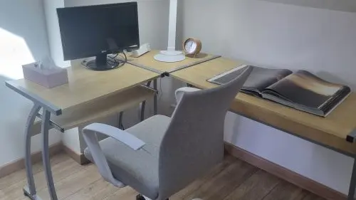 Espace bureau avec écran pour PC