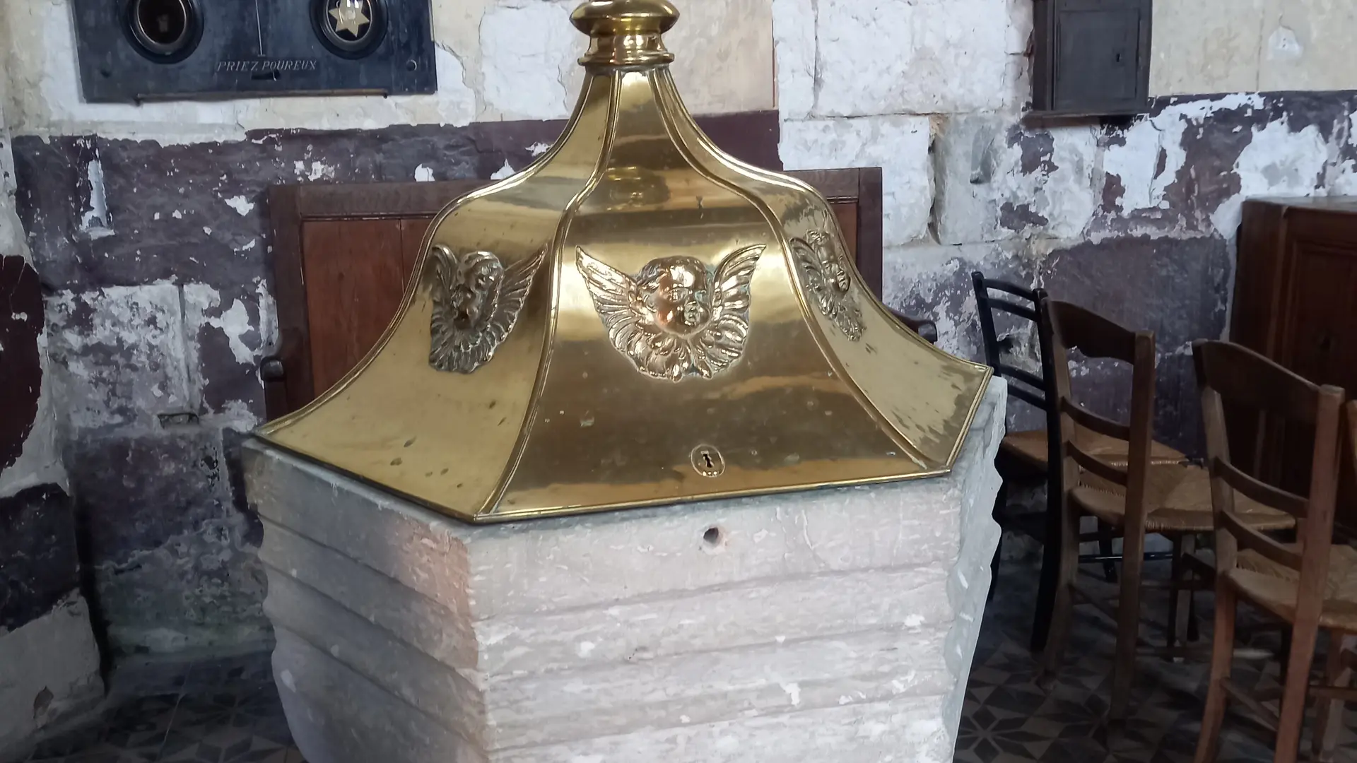 Eglise St Sauveur-Sahurs