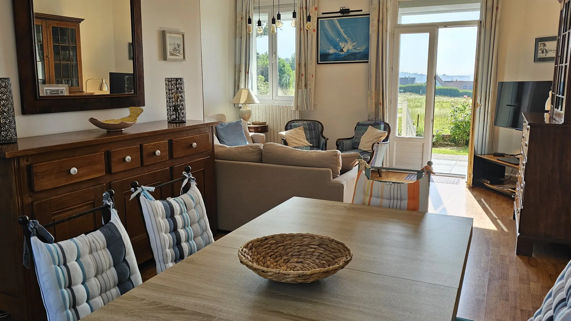 Salle à Manger et Salon