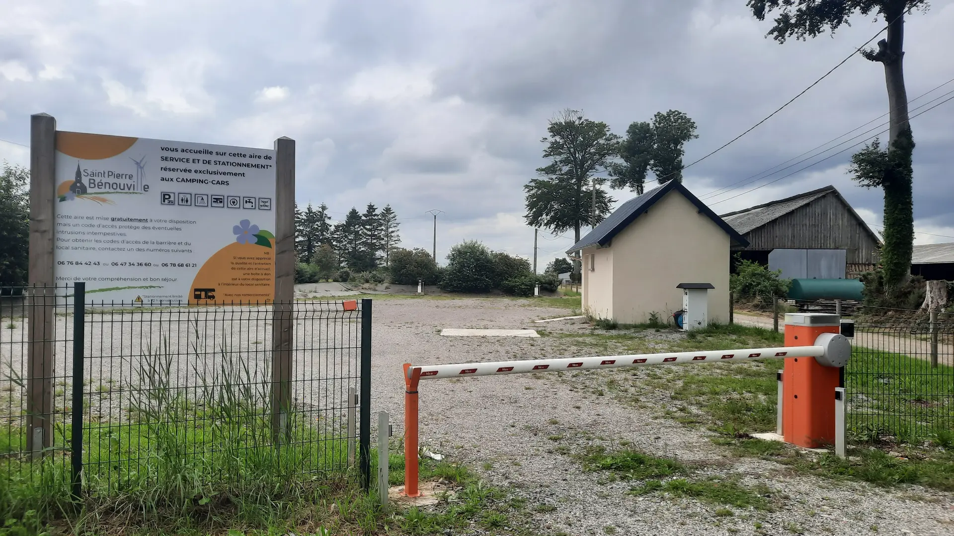 Entrée Aire St Pierre Bénouville