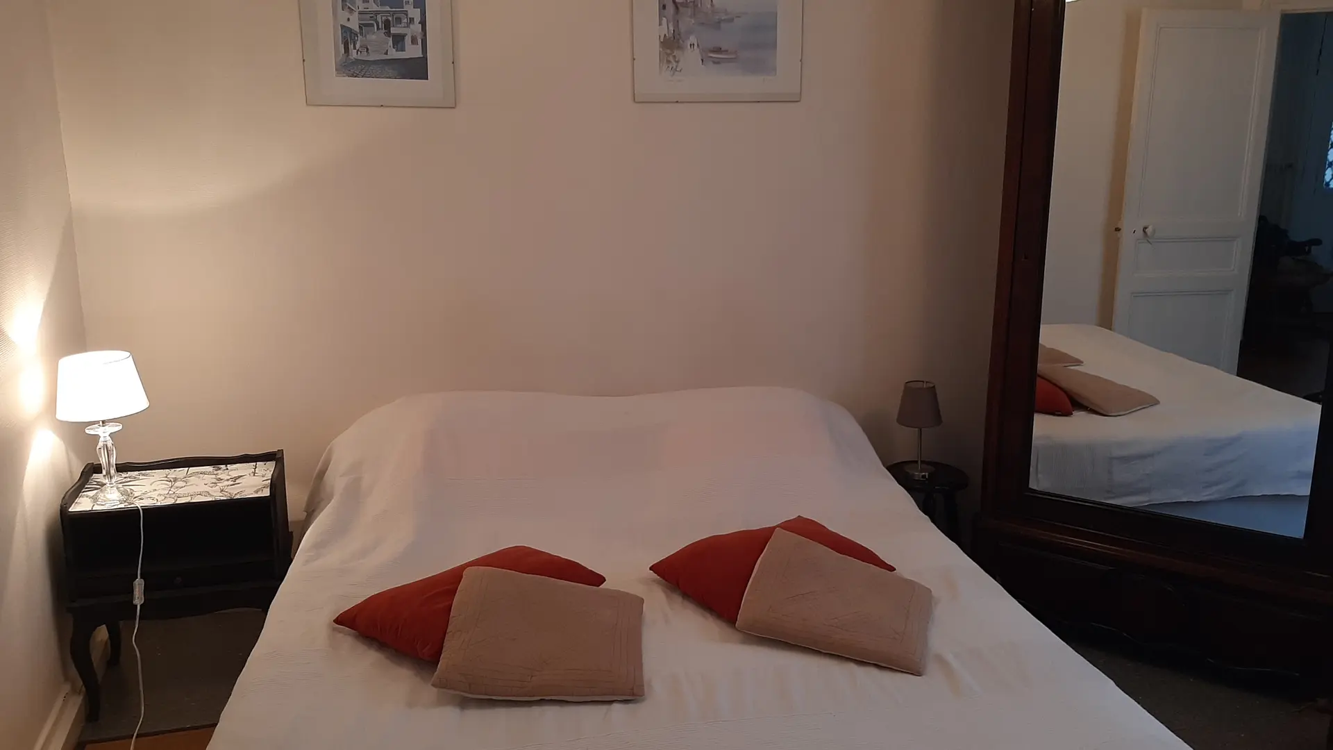 Chambre lit 2 personnes avec vue mer